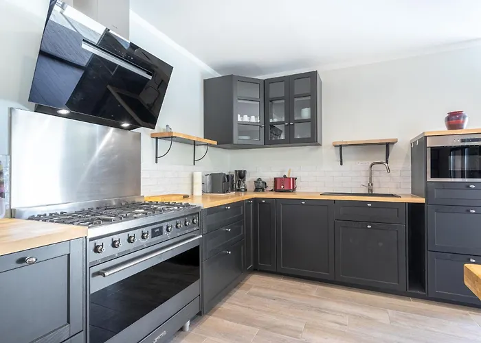 Maison Flocy By Interhome *